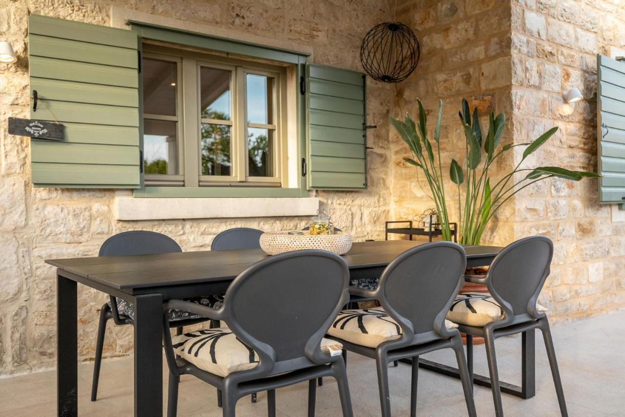 Villa Mara - Casa Rustica Zrnovo Exterior foto